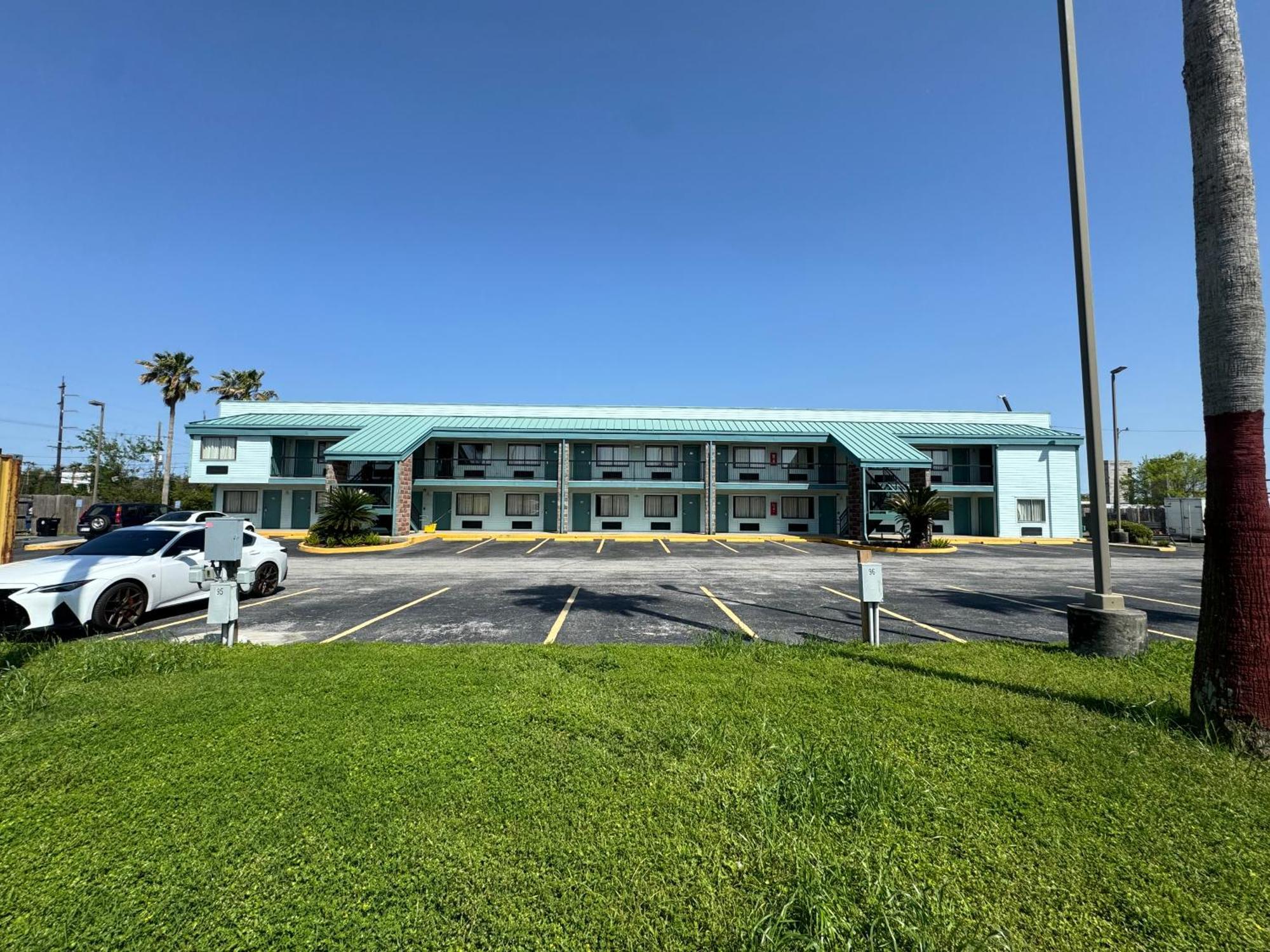 Nola Inn & Suites Nova Orleães Exterior foto